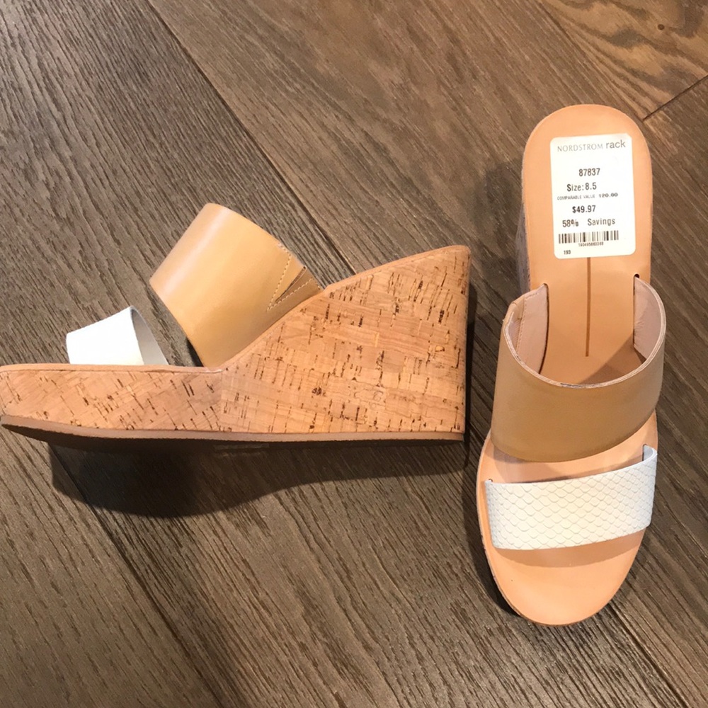 Brand New Nude Dolce Vita Wedges Size 8.5